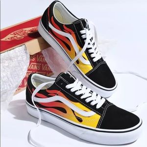 Vans old skool flames